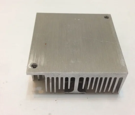 Skiving Pin Fin Grooving Good Thermal Solution Electric PCB Board Thermal Solution Extrusion Aluminum Heat Sinks with Punching Drilling Anodizing 